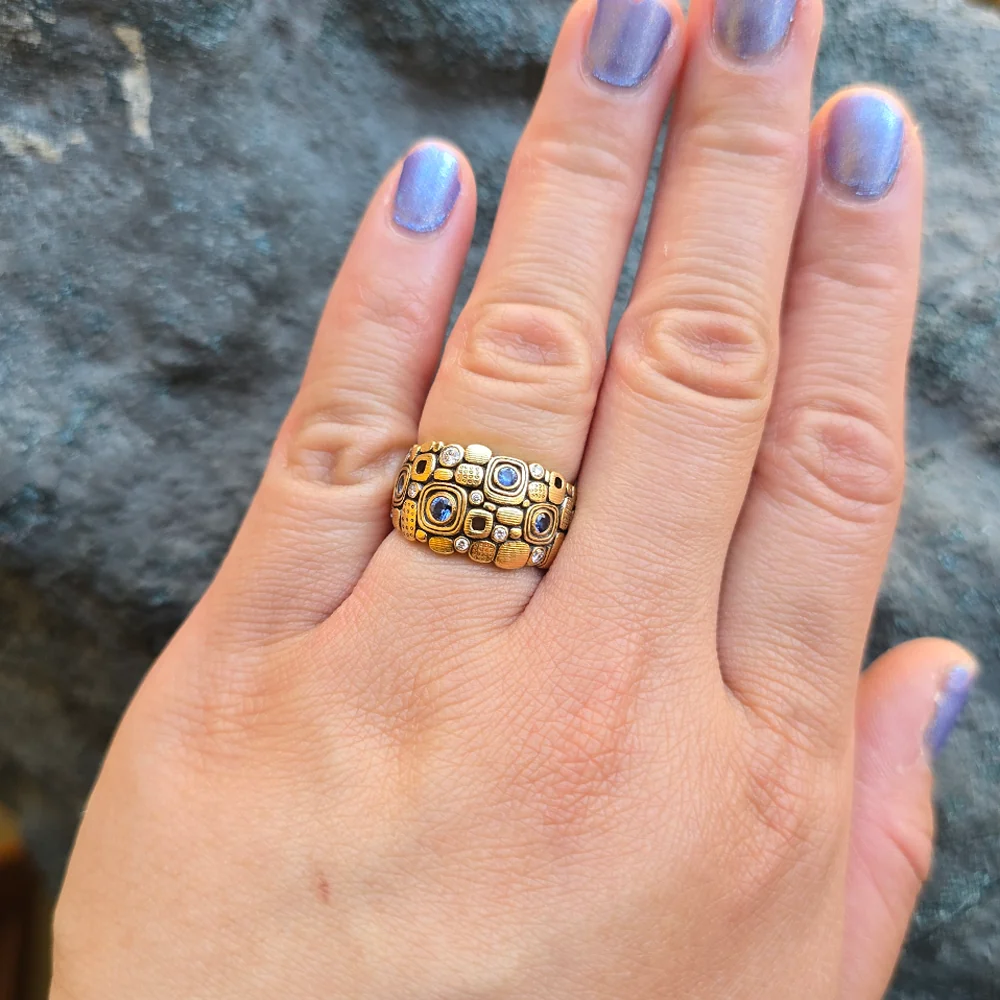 Yogo Sapphire Diamond Ring- "Little Windows" - Image 5