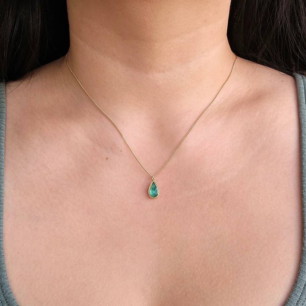 Pear-Shaped Emerald & Yellow Gold Necklace - "Forest Light" - Image 2