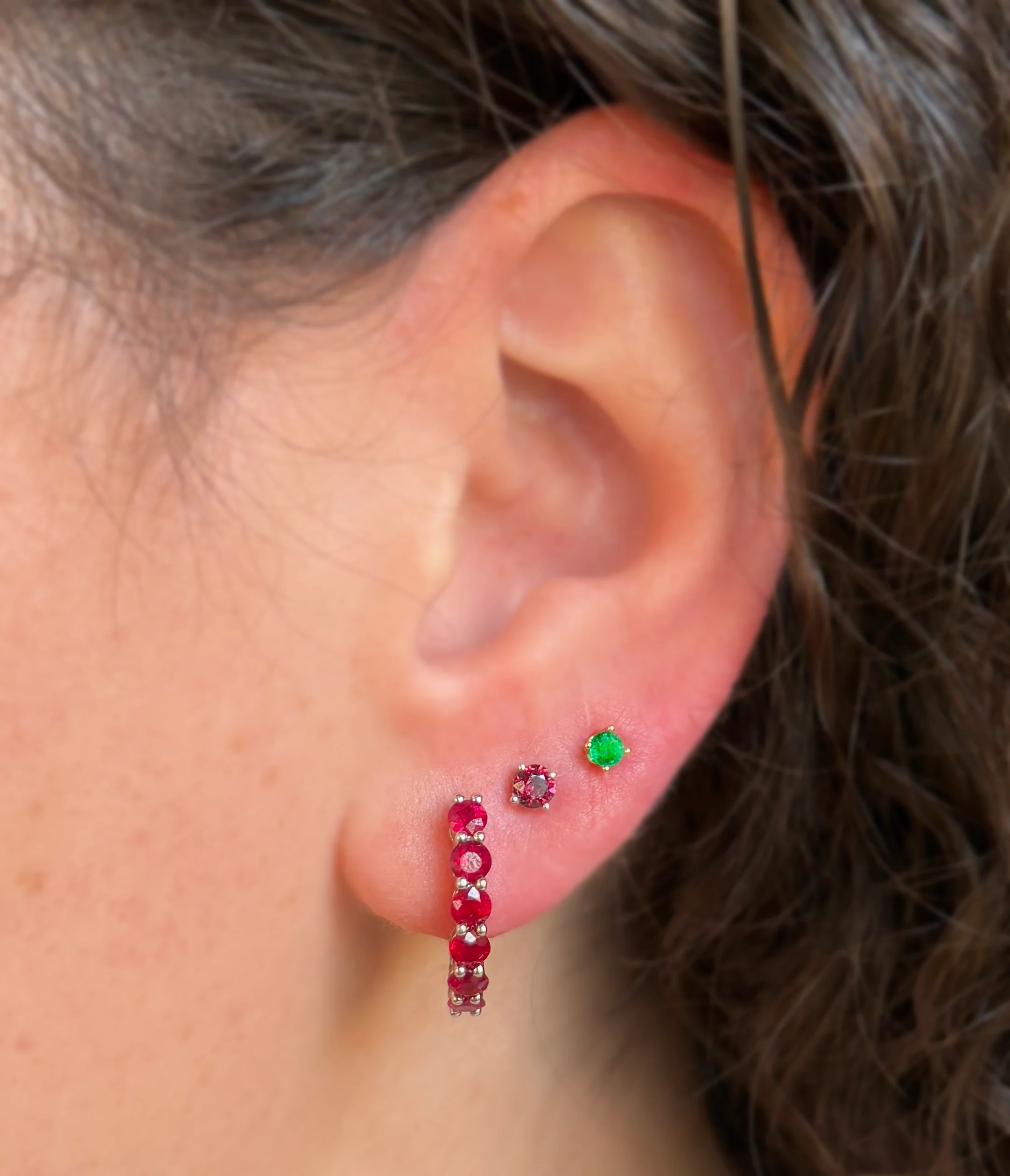 Ruby & White Gold Stud Earrings - Image 3